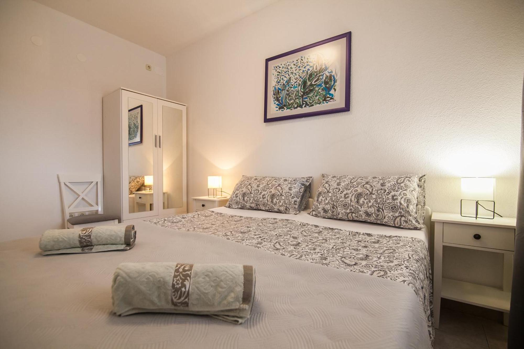 Apartments Paula Bol Zewnętrze zdjęcie