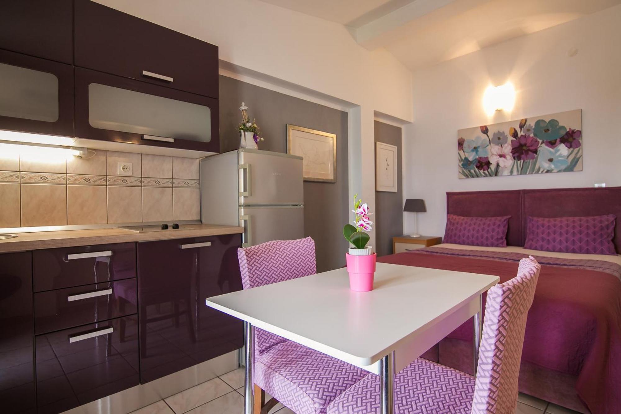 Apartments Paula Bol Zewnętrze zdjęcie