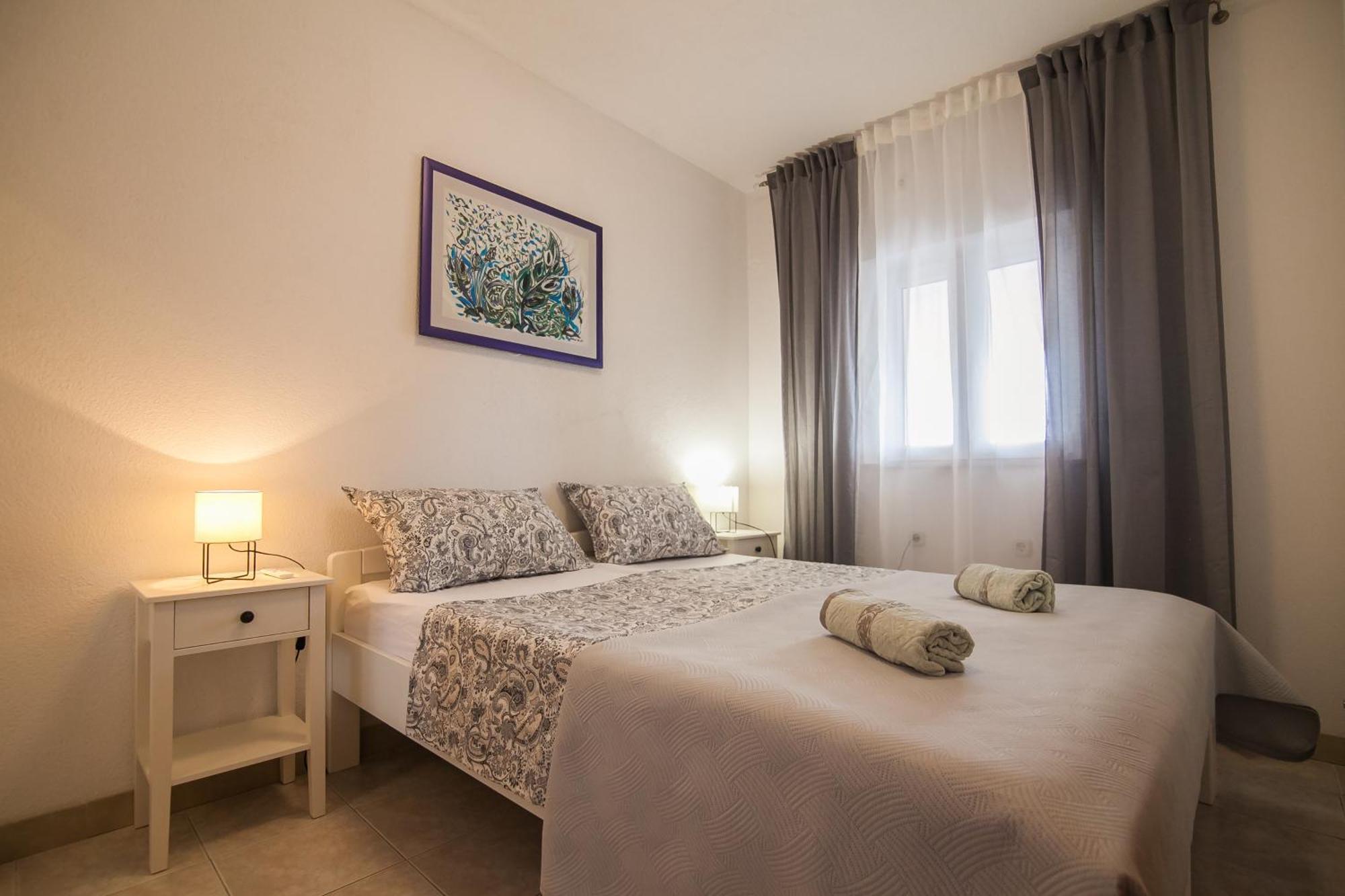 Apartments Paula Bol Zewnętrze zdjęcie